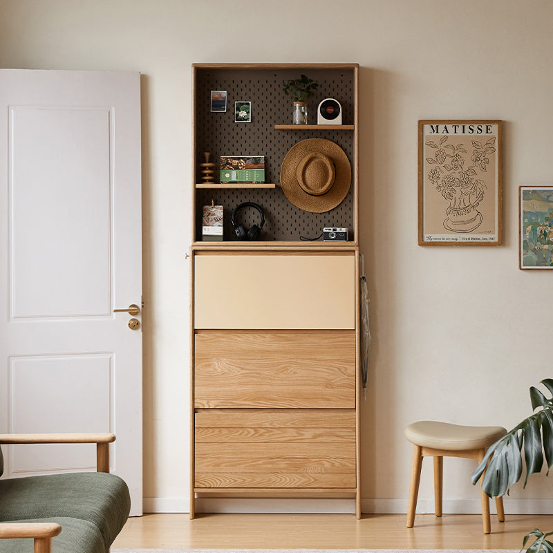 Virgil 80cm FAS-Graded Solid American Oak Wood Three-Door Shoe Cabinet/Ultra-thin Entryway Shoe Cabinet with Pegboard