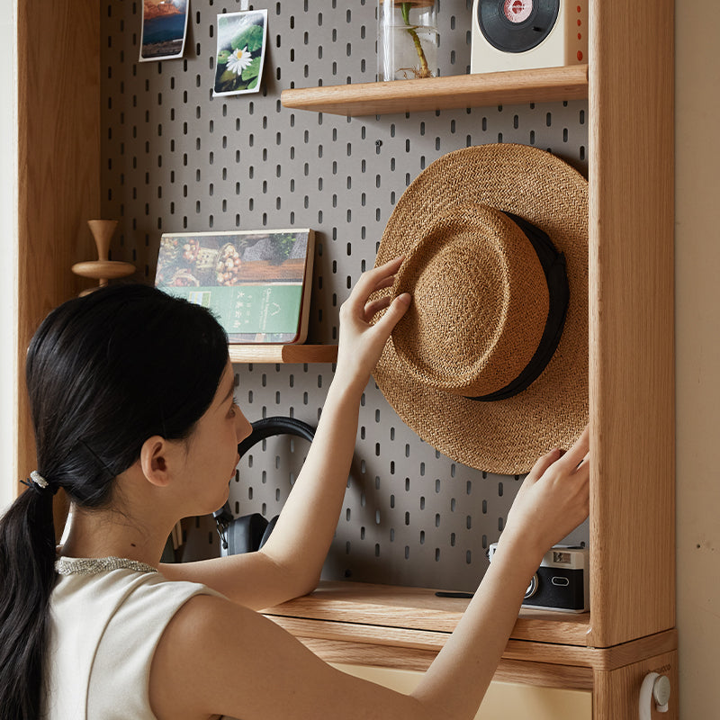 Virgil 80cm FAS-Graded Solid American Oak Wood Three-Door Shoe Cabinet/Ultra-thin Entryway Shoe Cabinet with Pegboard