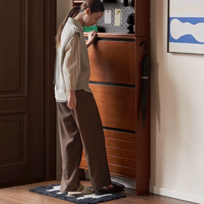 Vivienne 65cm/80cm/116cm Poplar Wood Three-Door Shoe Cabinet/Ultra-thin Entryway Shoe Cabinet with Pegboard