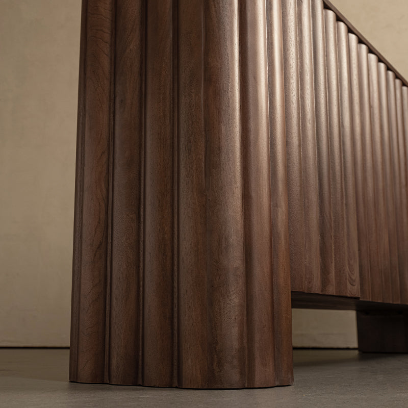 Wilhelmina 173cm Solid Mango Wood Fashionable Dining Cabinet/Storage Cabinet/Sideboard Walnut Color